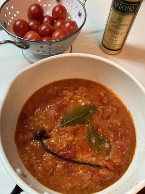 ゆみのんさんの「トマトソース手作りしよう」ボルゲーゼトマト【無肥料・無農薬】口コミ・レビュー1