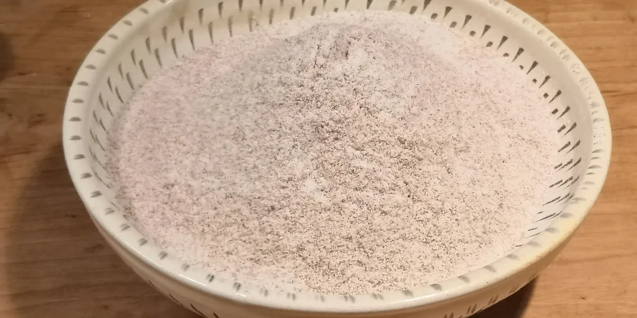 石臼挽き小麦粉＜ミナミノカオリ＞農薬・化学肥料不使用 あしがら