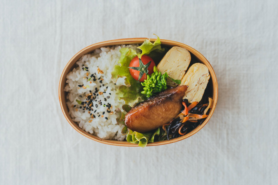 冷凍 お魚を食卓に お刺身 味噌漬けのセット Fishstand By三崎恵水産 神奈川県産 たべるとくらすと 冷凍 お魚を食卓に お刺身 味噌漬けのセット Fishstand By三崎恵水産 神奈川県産 たべるとくらすと
