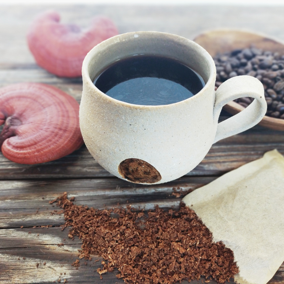 REISHI COFFEE＞国産無農薬原木栽培の霊芝入り有機栽培の珈琲 ground