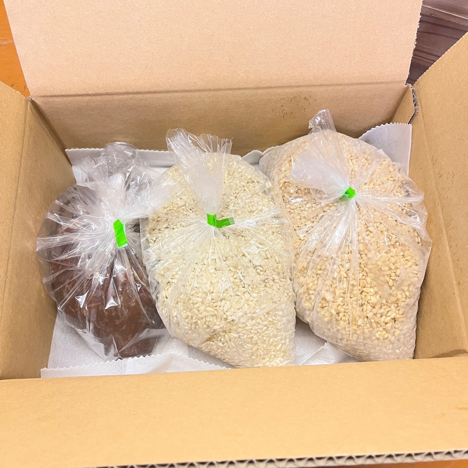ばっちり麹生活セット!「やさしいMISO稔」「自然栽培米の甘酒麹」「自然栽培米の玄米麹」詰め合わせ
