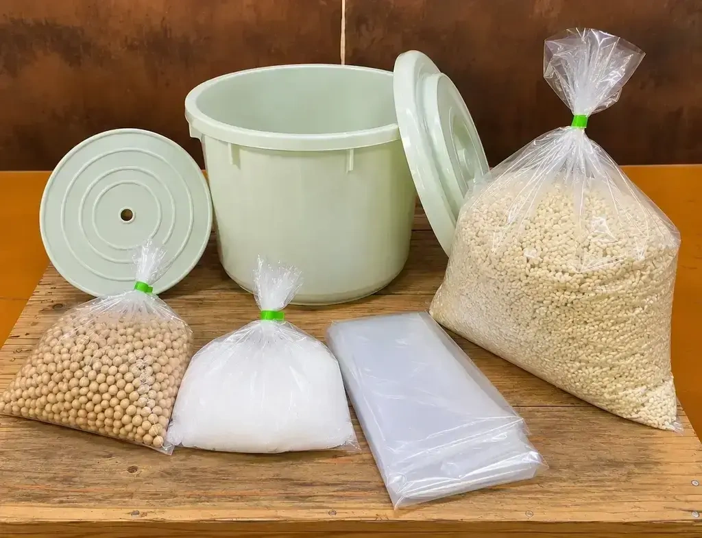 2月発送分＞自然栽培米で仕込む「やさしいMISO」手づくりキット｜約4