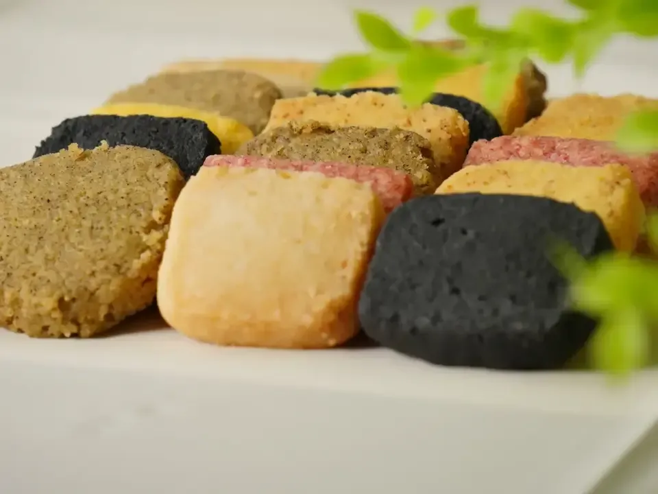 小麦・卵・大豆・乳製品不使用<クッキー6種類>素材のやさしさをぎゅっと焼き込んだおやつ