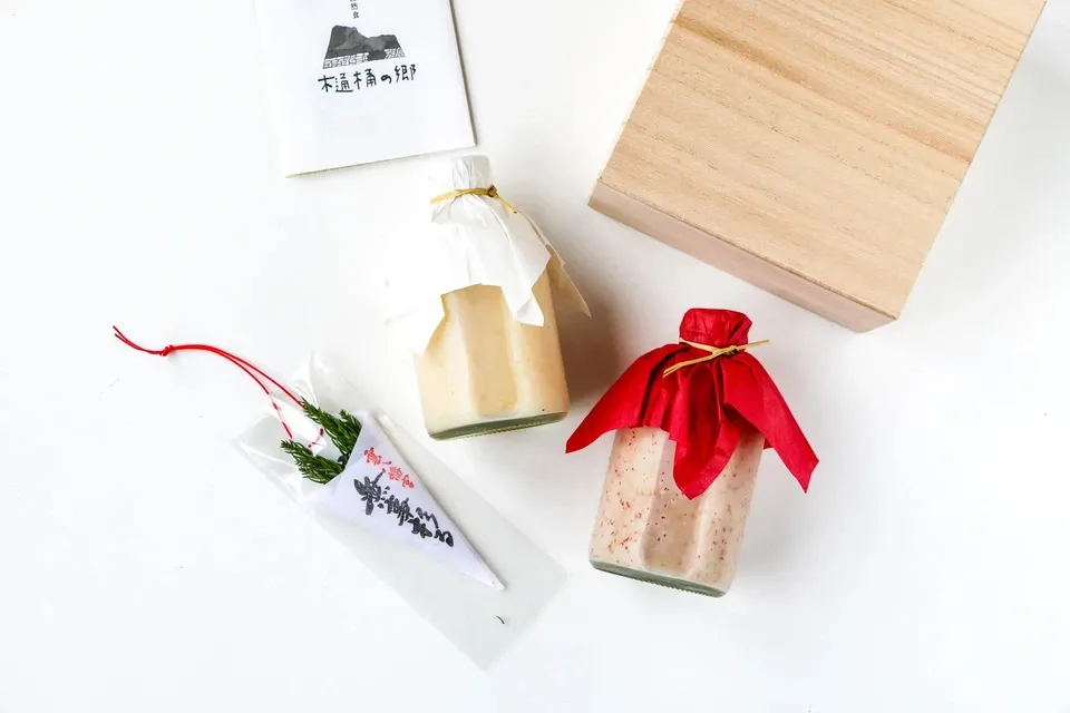 非加熱〈紅白生あま酒〉自然栽培米と天然水仕込み/火入れなし・麹菌そのまま