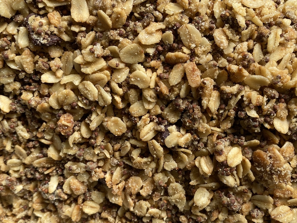 《グルテンフリー》農薬・肥料不使用の荏胡麻たっぷりグラノーラ