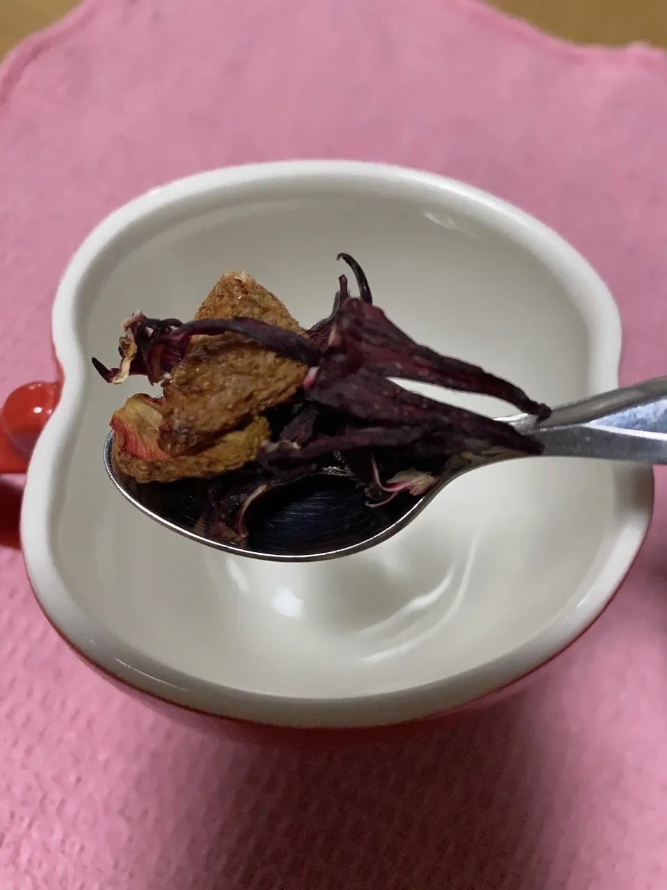 農薬・肥料不使用 苺とローゼルのお茶
