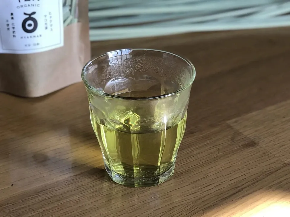 自然栽培のマコモ茶（農薬・肥料・除草剤など不使用栽培のマコモの葉を使用)