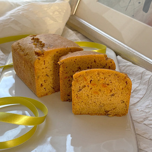 グレインフリーケーキブレッド【メイヤーレモン＆キャラウェイシード】