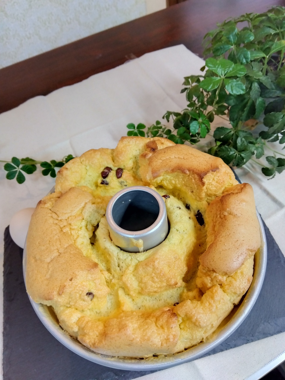 農薬不使用米粉と有機素材で手作り＜ふんわりしっとり米粉シフォンケーキ/8カット箱入り＞ノンオイルで乳・小麦・食品添加物不使用