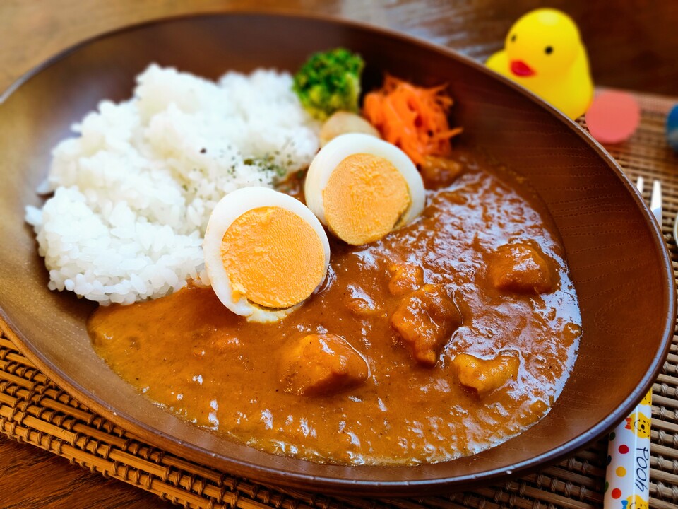 <お子様のいるご家庭におすすめ>素材厳選スパイスカレー5種・ブランド鶏のからあげセット <無添加・グルテンフリー・砂糖不使用>