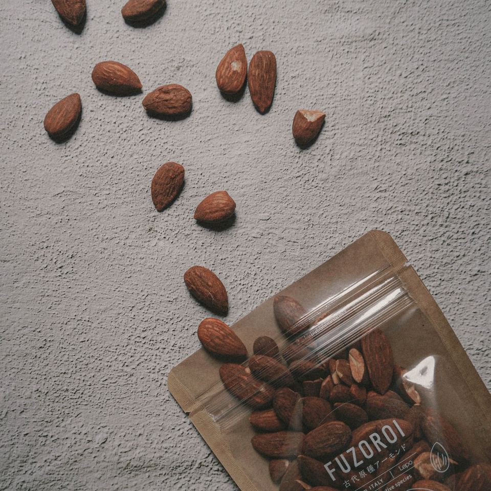 古代原種アーモンド 『 FUZOROI 』 素焼き/無塩 自家焙煎 Antique Almonds