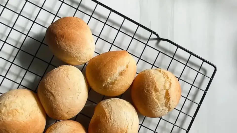 からだ想いのグルテンフリー100%米粉の丸パン