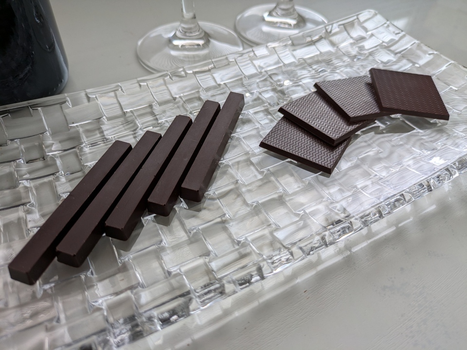 カカオ豆ときび砂糖だけで作る<クラフトチョコレートギフトセット>スティック・スクエア