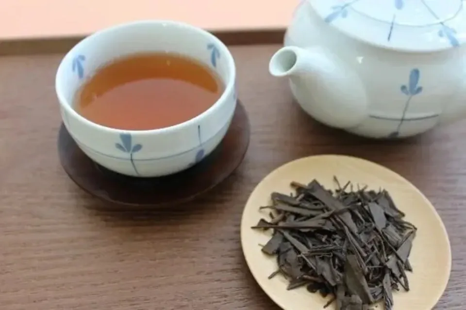 香ばしい深煎りほうじ茶《農薬、化学肥料、除草剤不使用》 中井農園