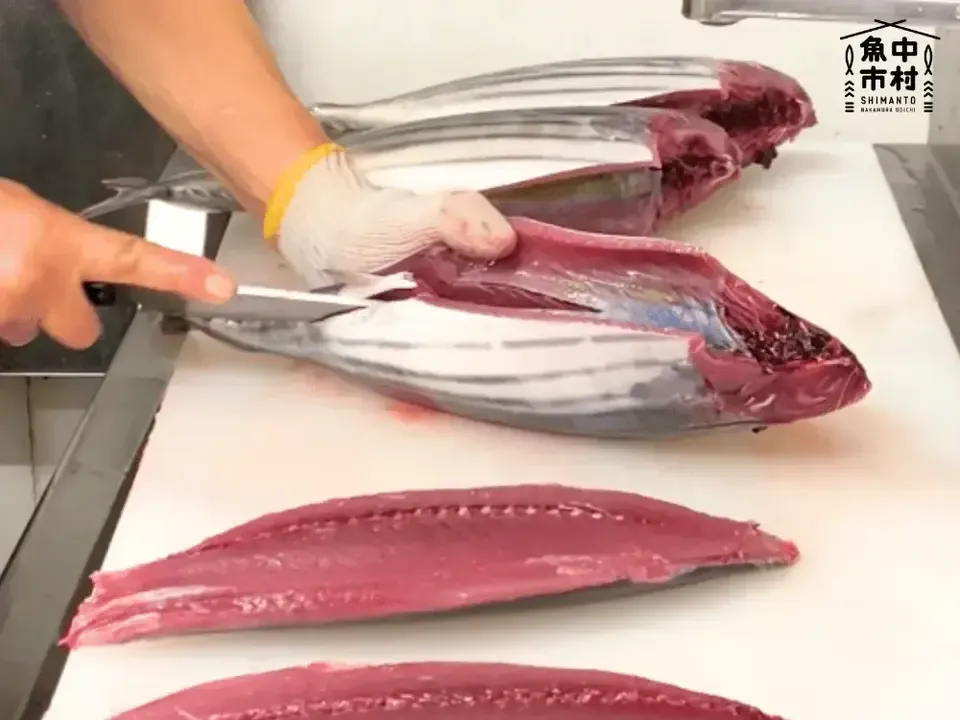 【ギフトにも】単品│市場直送│高知県しまんと│カツオ藁焼きオイル漬け(冷凍)│原材料:カツオ・塩・オリーブオイルのみ│熨斗無料