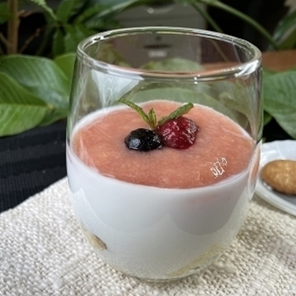 【ギフトラッピング】完熟フルーツソースとグアバ茶セット