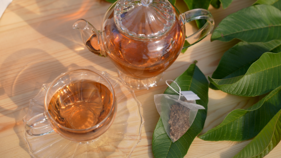 【ギフトラッピング】完熟フルーツソースとグアバ茶セット