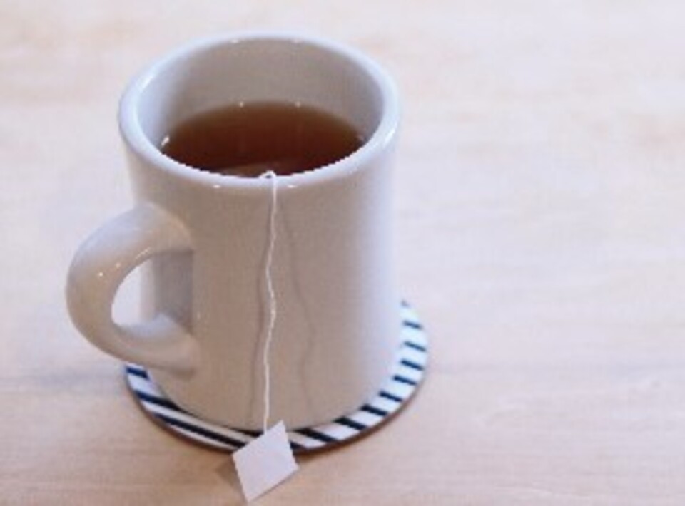 【ギフトラッピング】完熟フルーツソースとグアバ茶セット