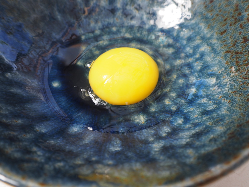 オーガニック烏骨鶏卵「霧島烏骨鶏」（６個入）【内祝・贈り物にも】