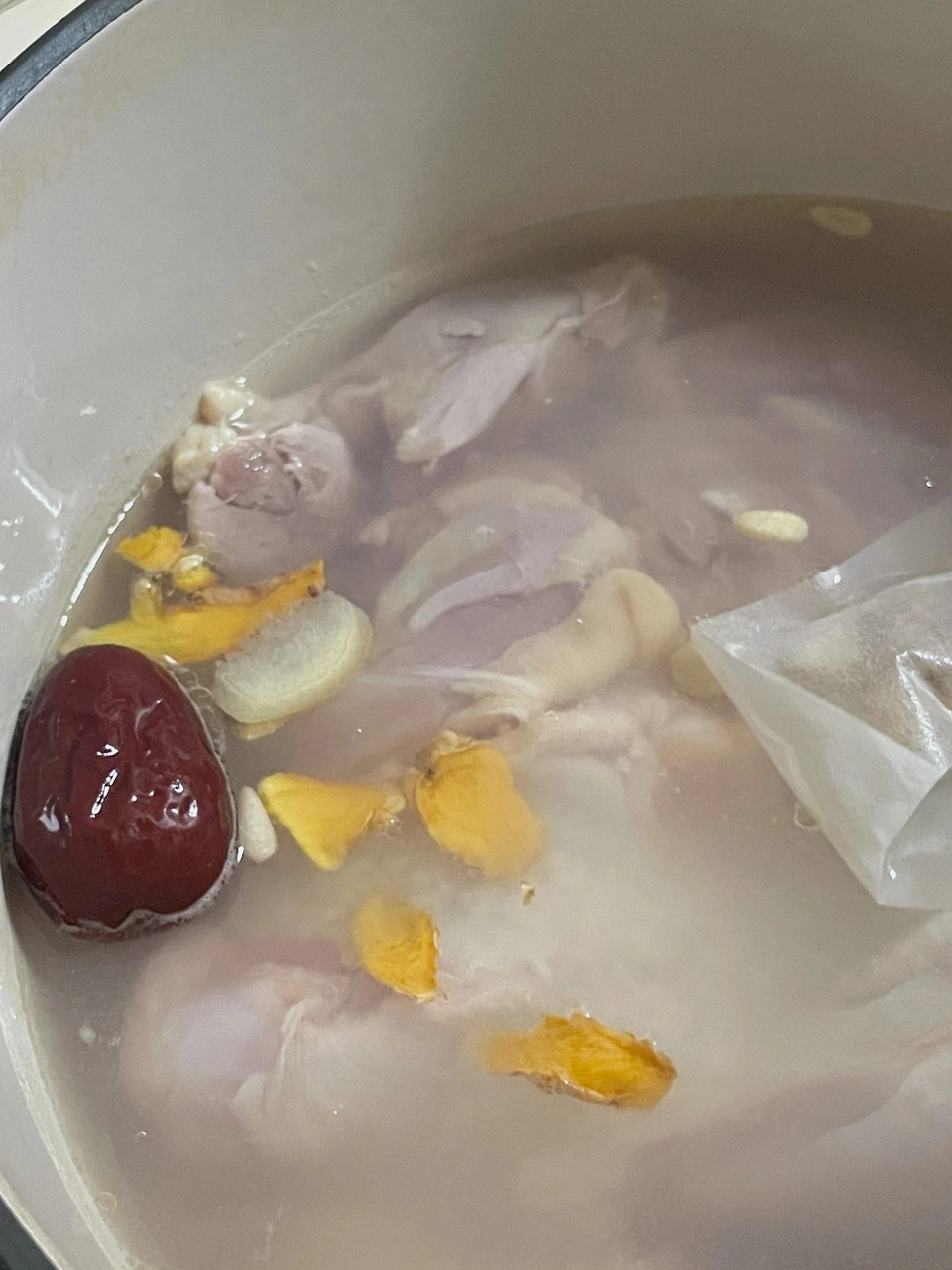 【簡易包装・お得な4個セット・ネコポス送料込み】濃厚薬膳!漢方薬局監修 切身鶏肉でつくる 本格参鶏湯スパイスセット BLEND No.2(ウコン入)