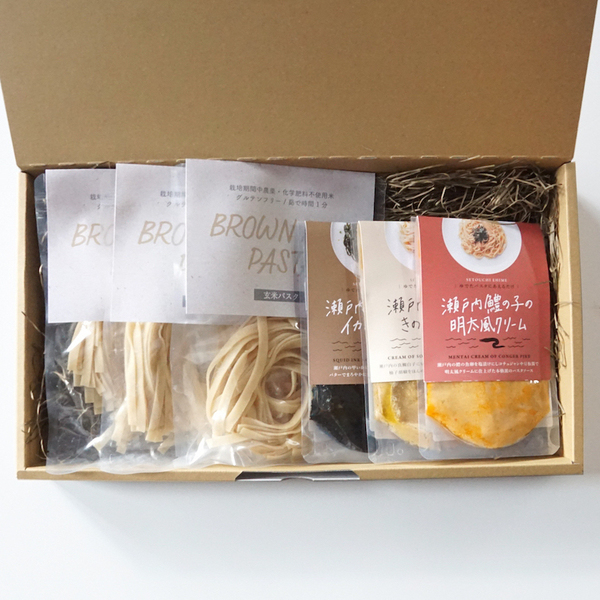1セット(パスタ×3個、パスタソース×3個)