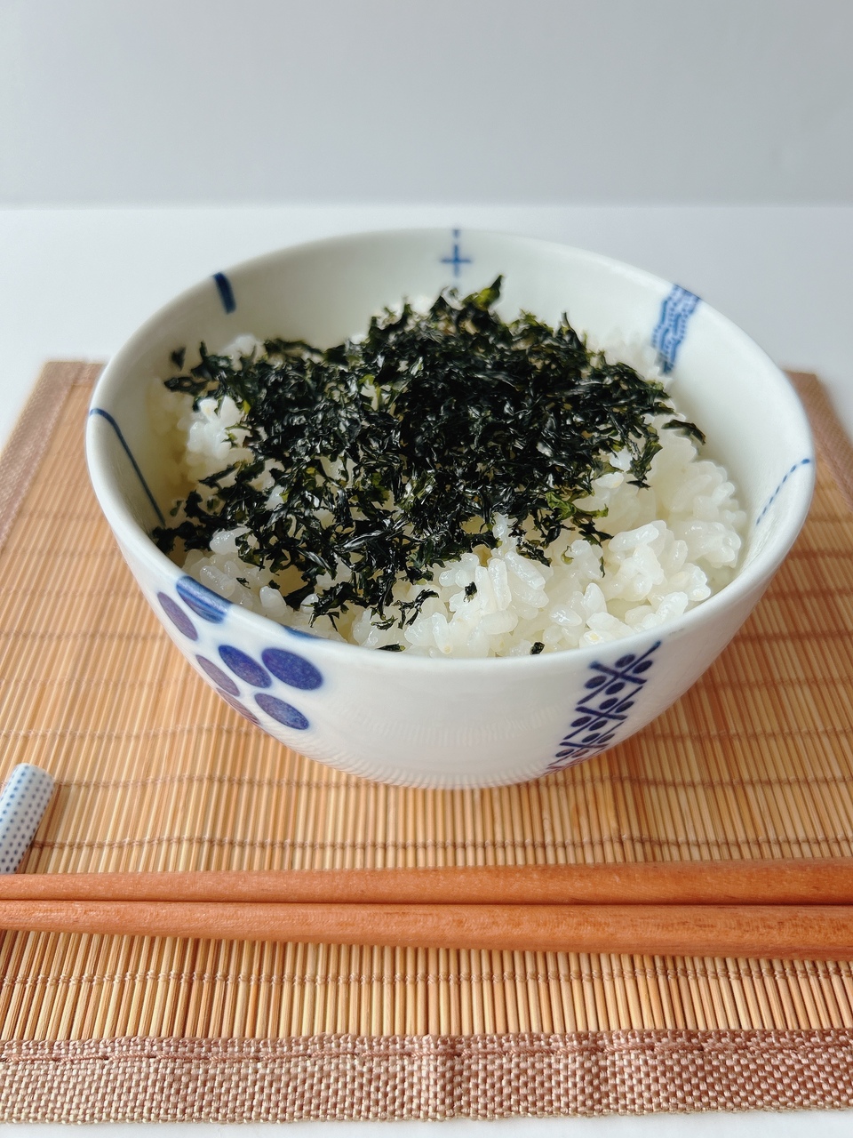 岩のりフレーク＜かけてごちそうプチ幻紫菜＞養殖岩海苔種の幻紫菜使用