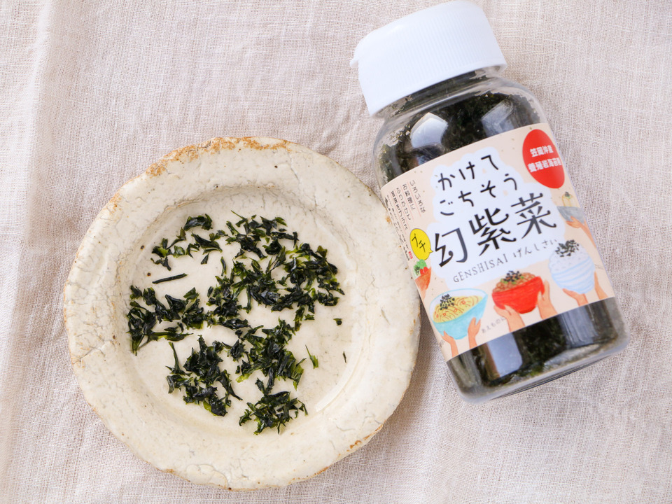 岩のりフレーク＜かけてごちそうプチ幻紫菜＞養殖岩海苔種の幻紫菜使用 