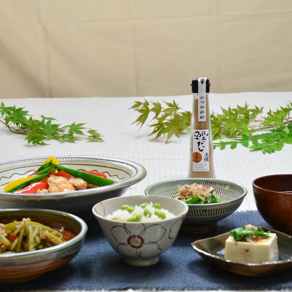 つぎ足す 鰹だし うまみ