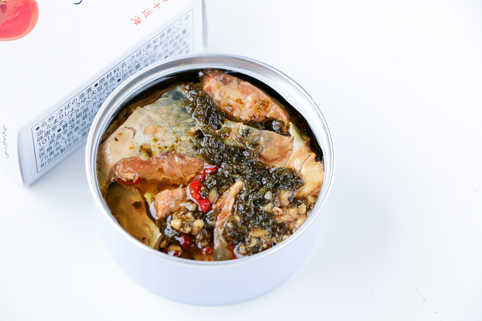 【ギフトセット】板前仕込みの極上鯖缶<鯖とあおさのりの缶詰 醤油オイル煮・八丁味噌煮>四万十近海のごま鯖使用・無添加(保存料・化学調味料不使用)