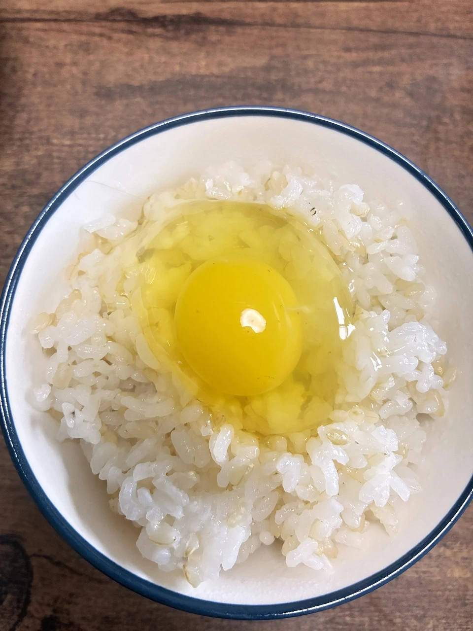 放牧卵/パイナップルのために育てた卵/自家製発酵飼料でヒヨコから育てました