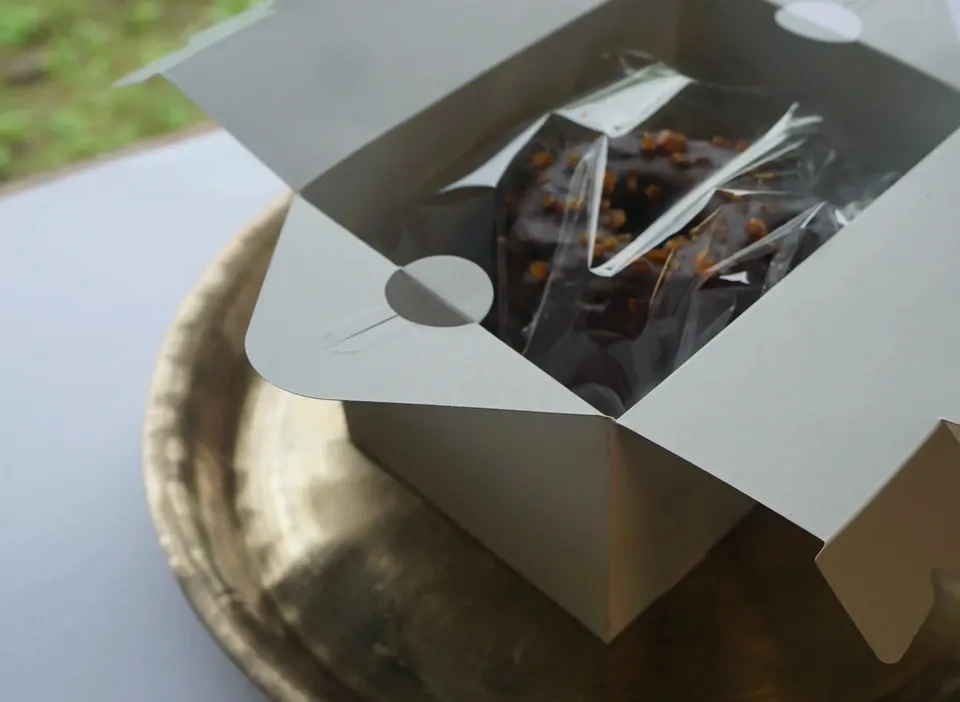 【父の日の贈り物】ブランデー香るレーズン入りチョコレートクグロフ
