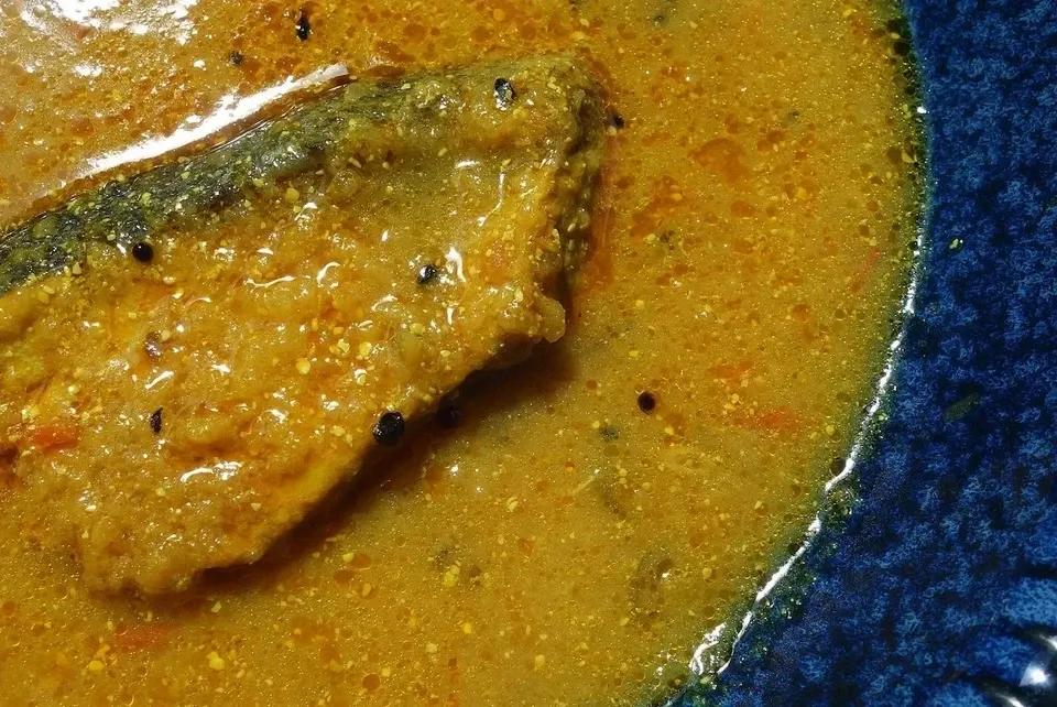 北海道産天然ブリ使用＜かぼすで仕上げたブリのカレー＞爽やかな酸味と旨みの調和