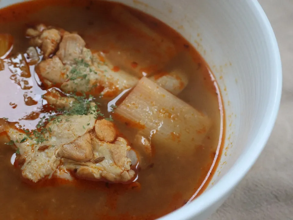 〈自家栽培〉ローストねぎとチキンのスープカレー