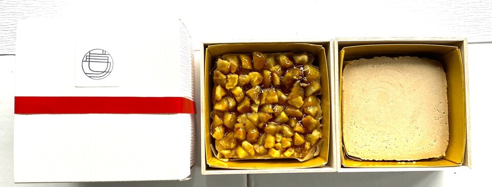 グルテンフリーの無添加ケーキ二段重＜栗とチーズ＞、＜黒豆きな粉とチーズ＞米粉の使用でしっとりと