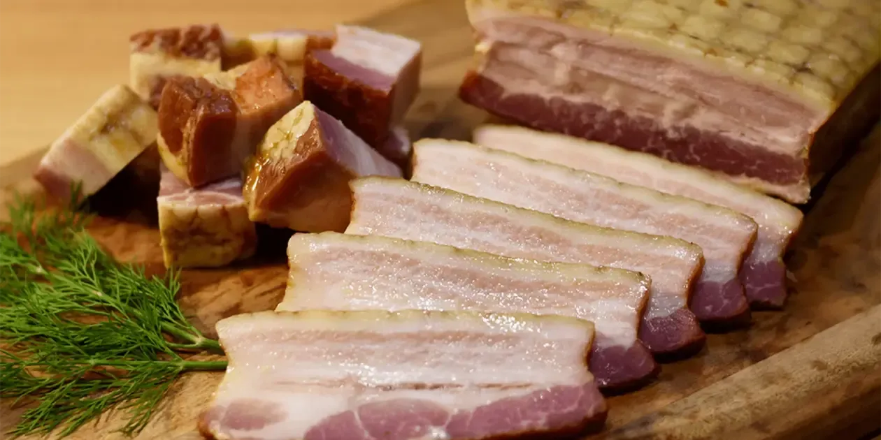 お肉と塩だけ＜BIOベーコン＞独自製法完全無添加・自然放牧フランス産