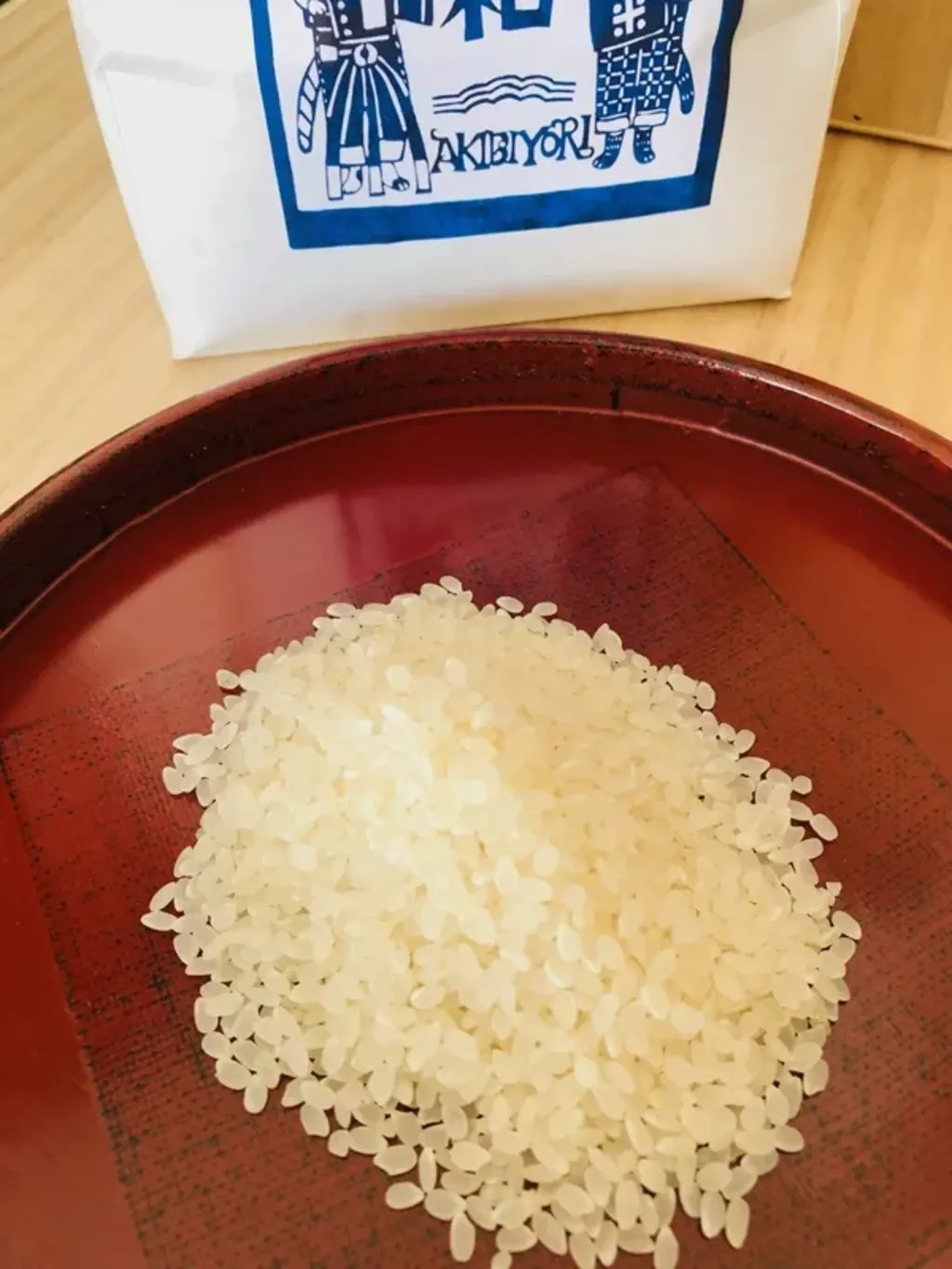 自然栽培の大粒米ダイヤ／農薬　栽培期間中不使用　玄米２０ｋｇ　「精米し発送」 ◇自然栽培米 令和6年度産【秋日和】白米/玄米＜コシヒカリ＞無