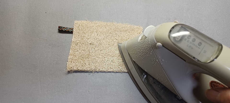 有機へちまで手作り<キッチン用四角たわし>